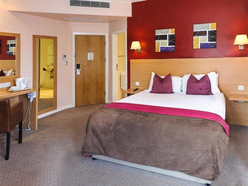 Hotel The Luton Hotel