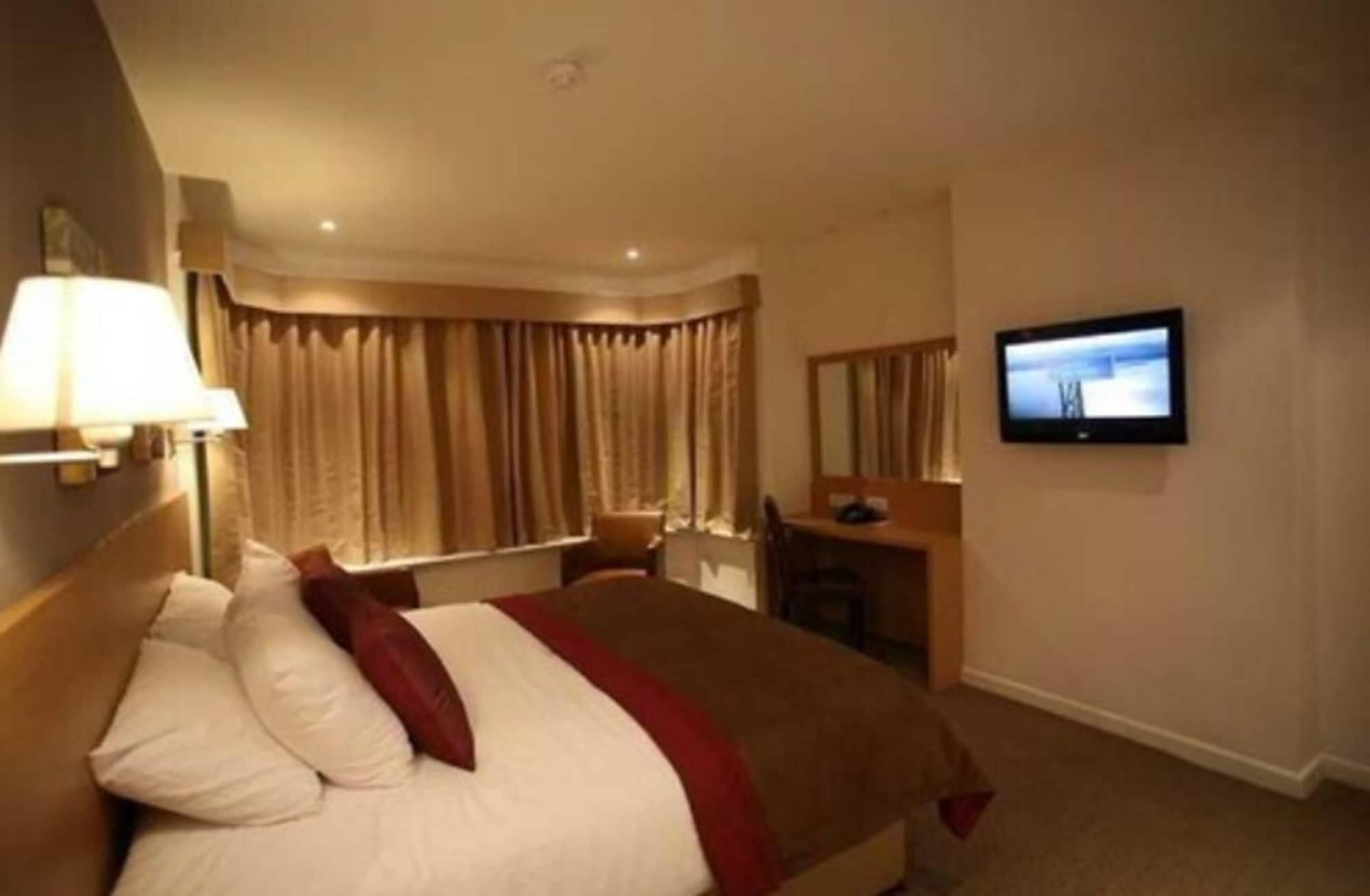 The Luton Hotel