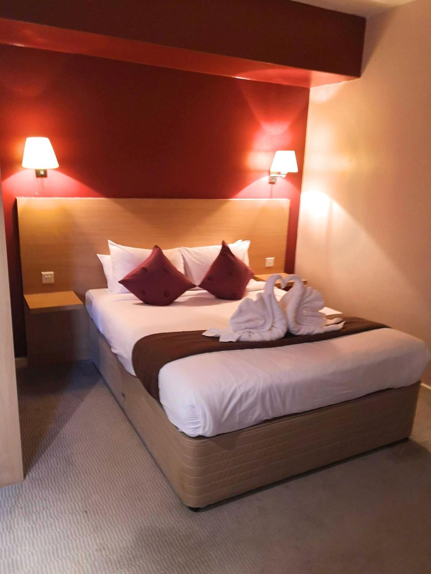 Hotel The Luton Hotel