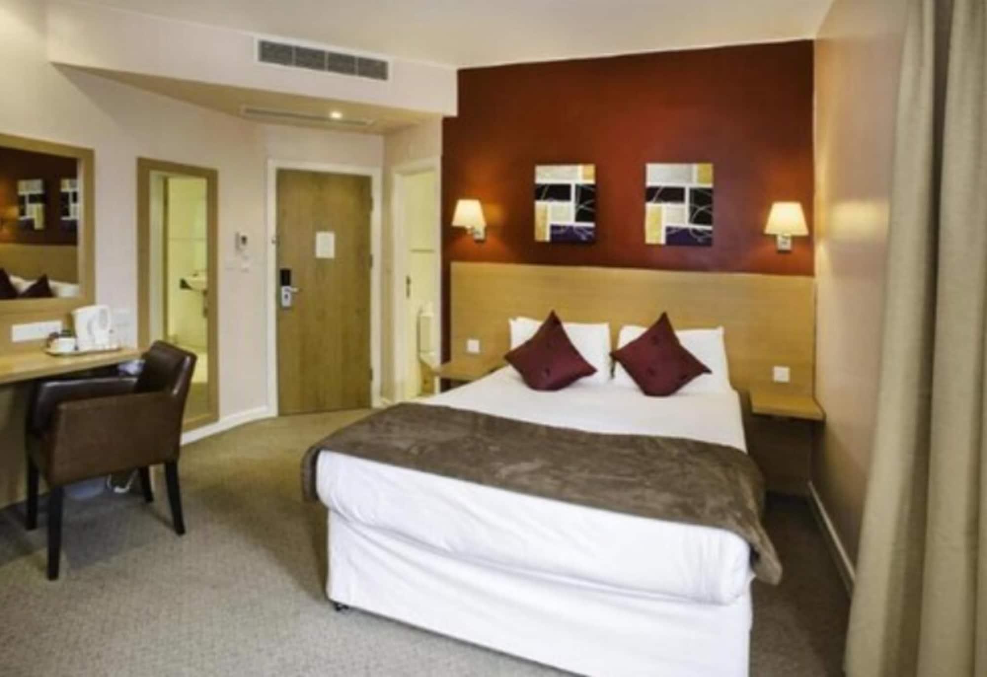 The Luton Hotel Hotel 2*
